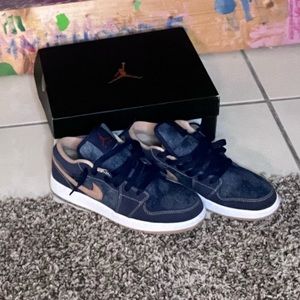 Jordan 1 Low-Denim